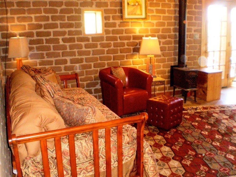 Silver River Adobe Inn Bed And Breakfast Farmington Exteriér fotografie